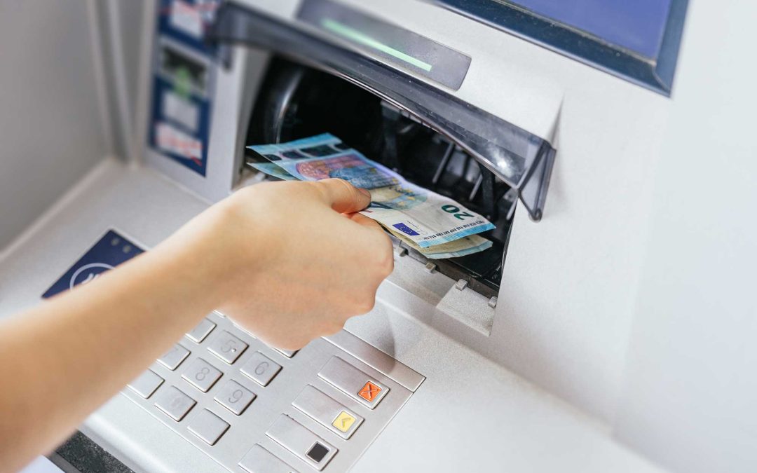 Scontrino bancomat: ecco come funziona la nuova truffa